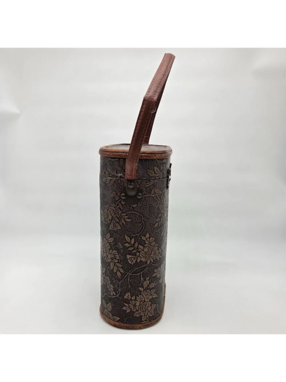Three Hands Double Wine Bottle Carrier